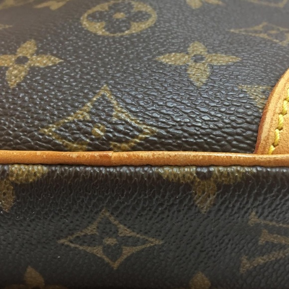 AUTHENTIC Louis Vuitton Amazon Crossbody Women’s Bag - Picture 7 of 10